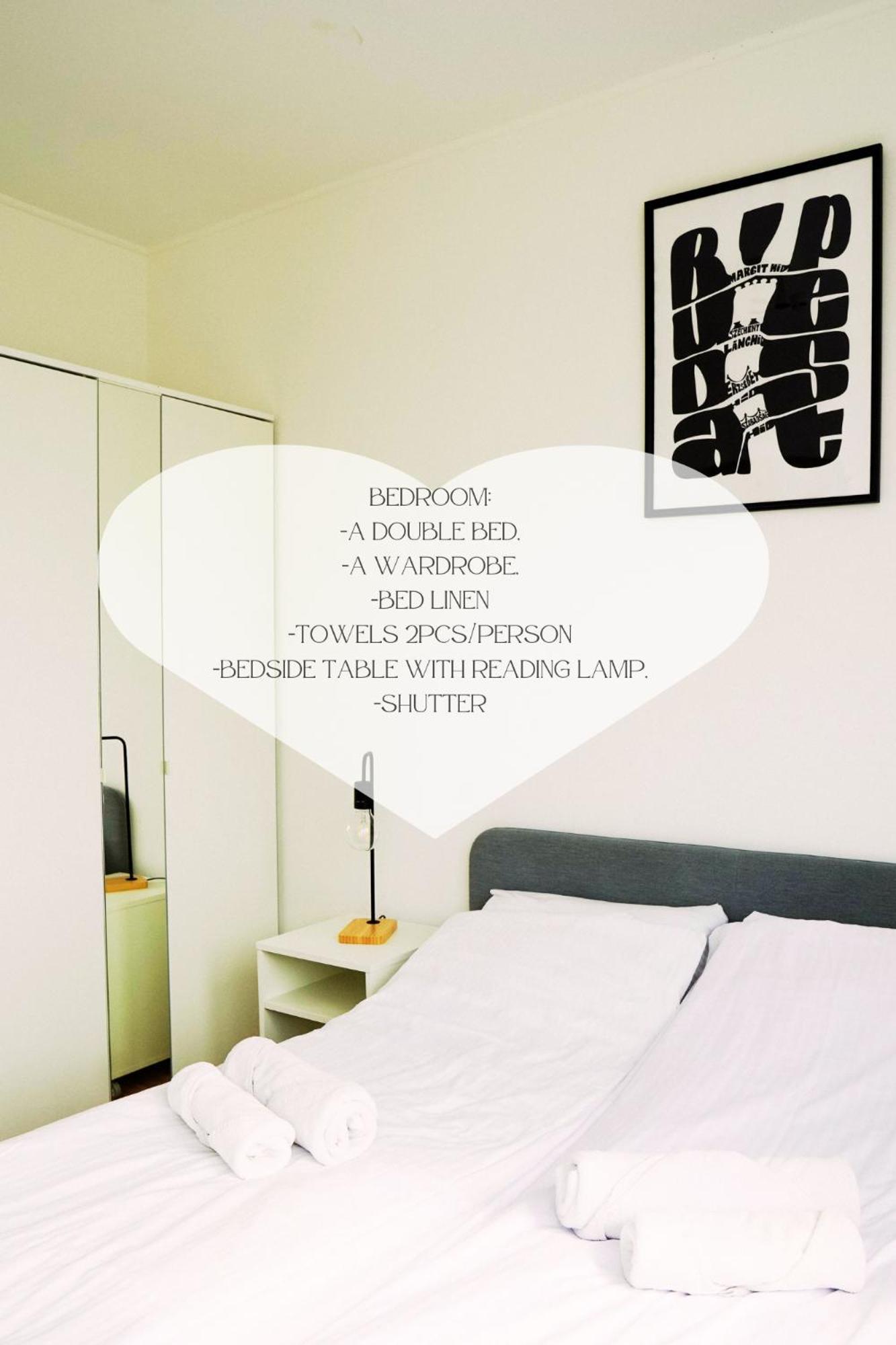 Matyas Corner Apartments Panorama Apartment II Будапеща Стая снимка